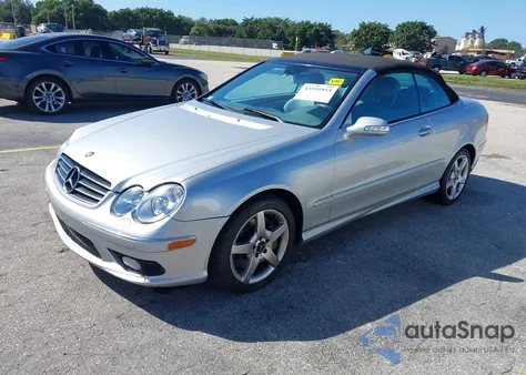 2005 Mercedes-Benz Clk 500 из США, поврежденный, VIN WDBTK75J15F145455